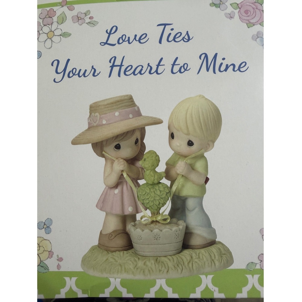 Precious Moment 2017 Members Only Figurine Love Ties Your Heart To Mine CC179003